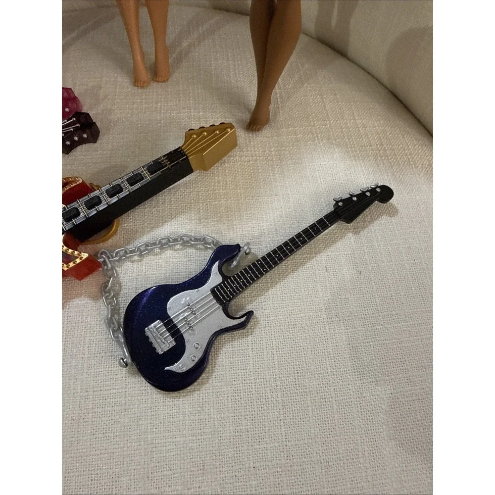 L.O.L. Surprise! O.M.G. Fashion Doll Lot Of‎ 4 With Accessories Guitars READ!